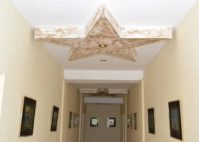 게스트하우스 Denisa 데포리노드